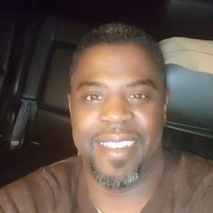 Meet your Posher, Ray